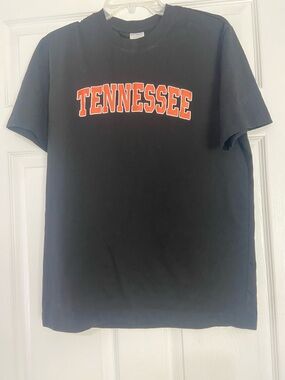 SHEIN Black Short Sleeve Tee with Orange Tennessee Arch